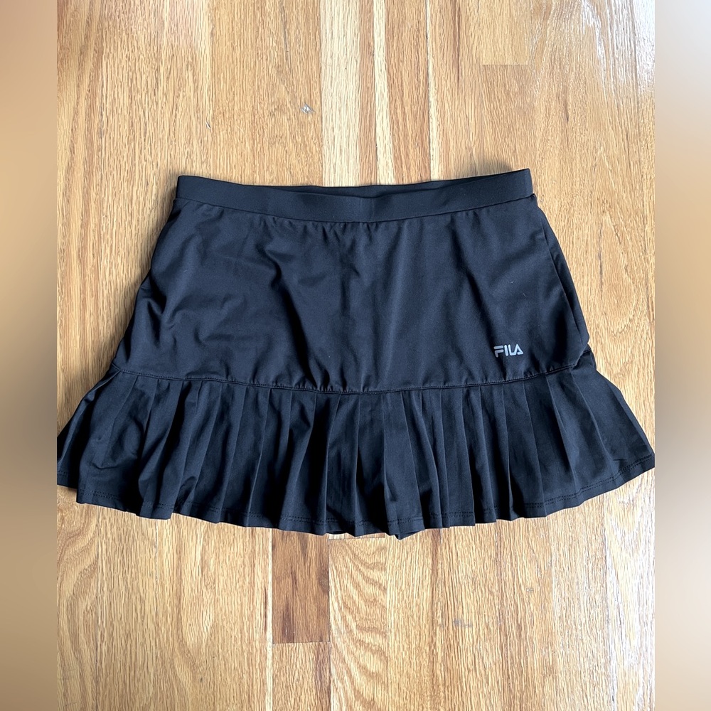Fila black Pleated Skort Mini skirt A-line women M waist 29"-35" Athletic